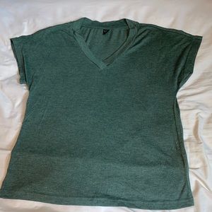 Super soft, green t-shirt! Size small!